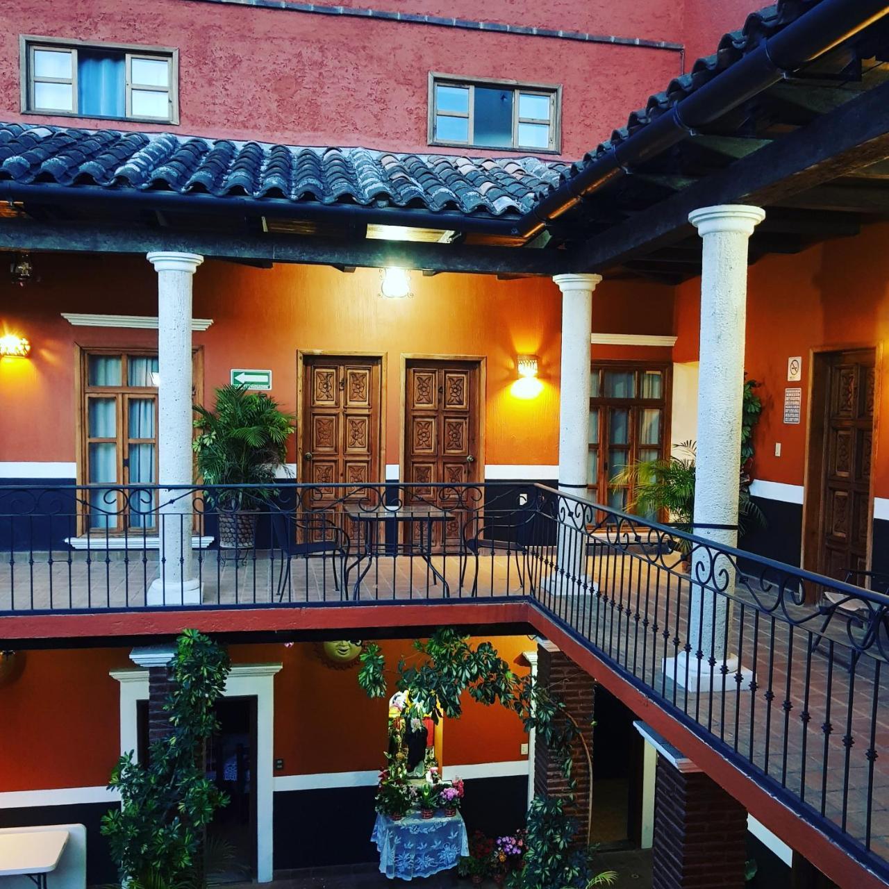Hotel San Sebastian Comitán Exterior photo